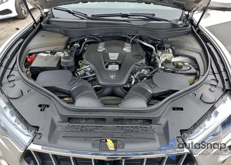 2017 Maserati Levante z USA, uszkodzony, nr VIN ZN661XUA1HX250741